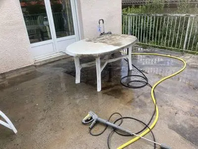 stt-etancheite-nettoyage-karcher-terrasse-resine Nettoyage haute pression terrasse avant résine polyuréthane par STT Étanchéité